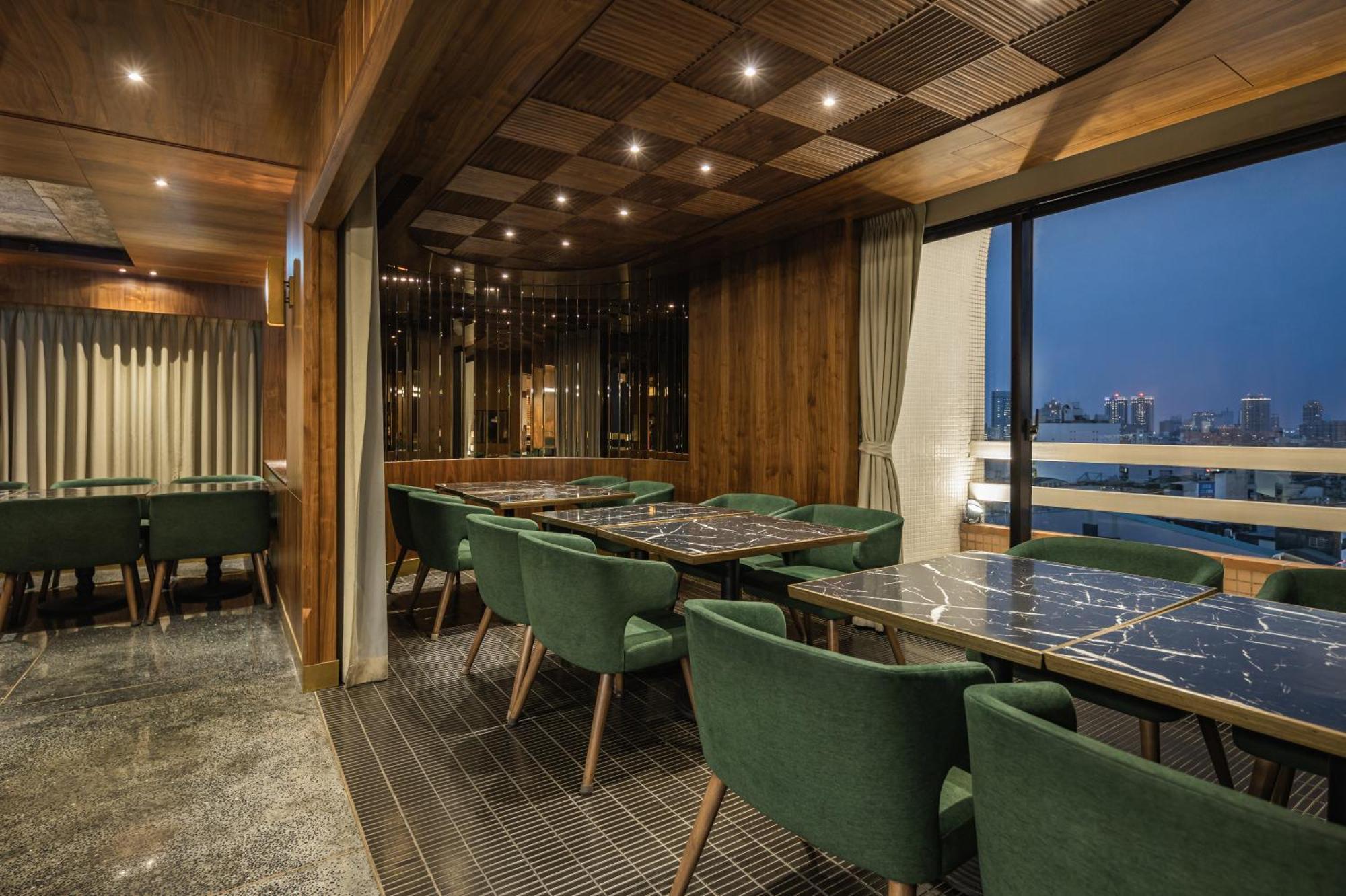 天下南隅 Provintia Hotel Тайнань Екстер'єр фото