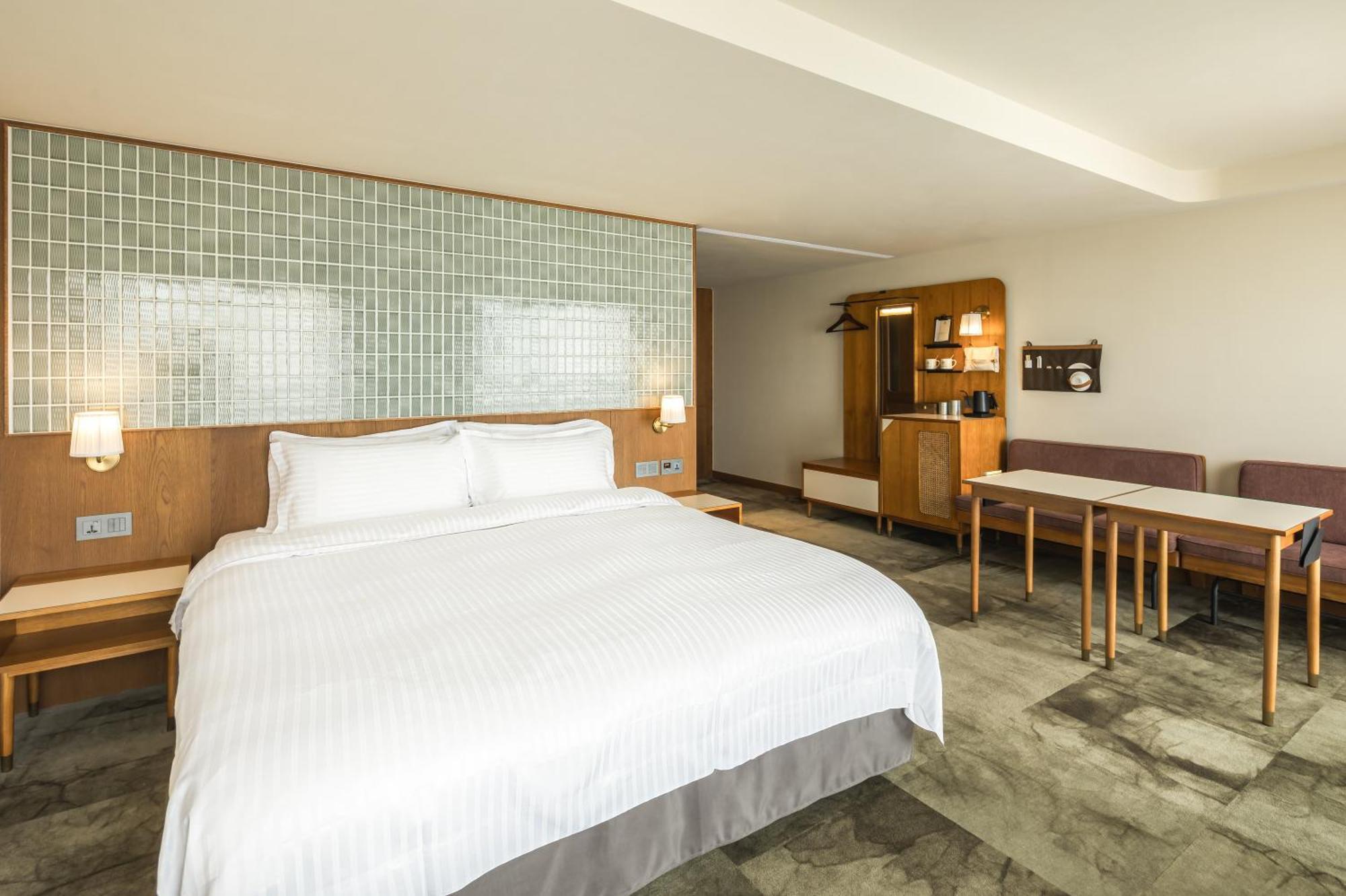 天下南隅 Provintia Hotel Тайнань Екстер'єр фото